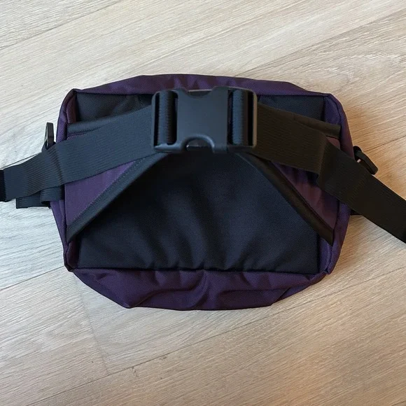 Tom Bihn Discontinued Retired Le Grand Derriere Hip Pack Purple Red Rare US Made - Picture 2 of 16